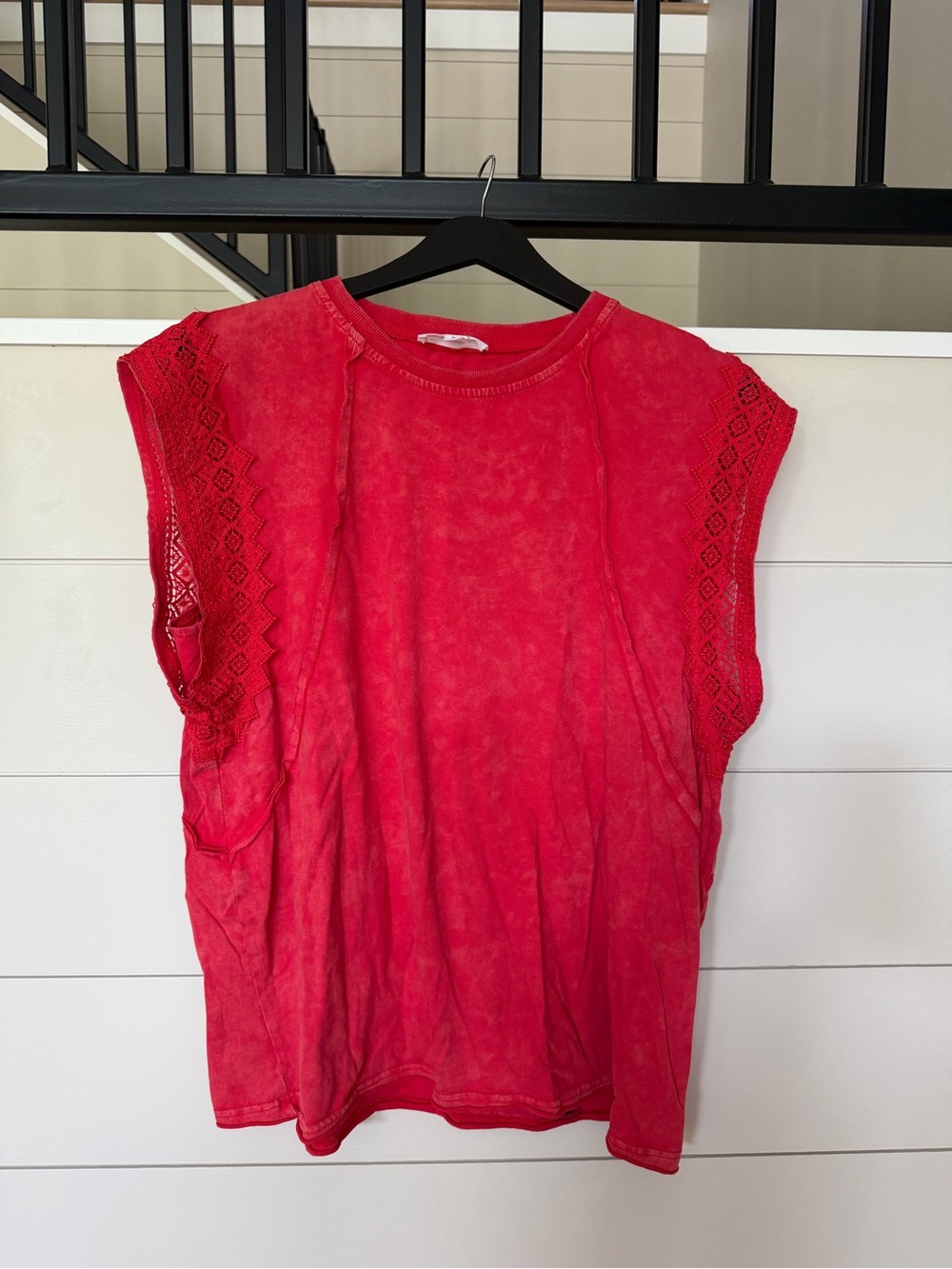 Women's Red Lace-Trim Sleeveless Top